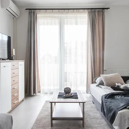 Corvin Gem With Parking Appartement *