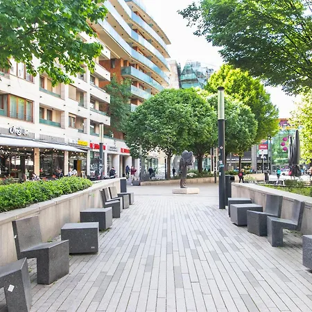 Corvin Gem With Parking Apartament Budapeszt