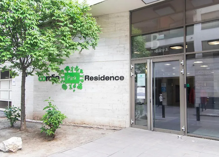 Corvin Gem With Parking Budapest
